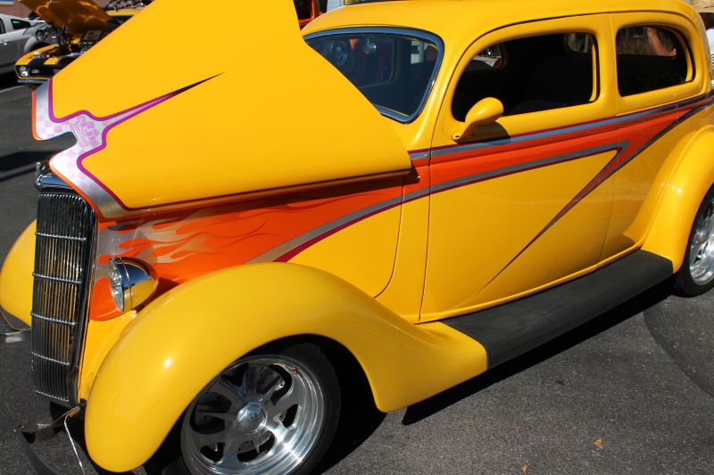 automobile-LA MARTRE-min_car-show-1784444